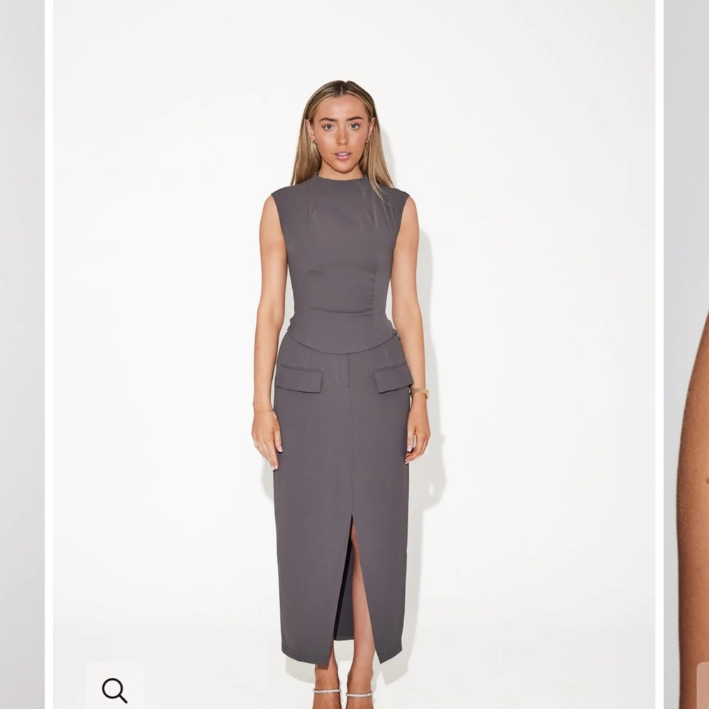 Oddmuse Gray Sleeveless Dress